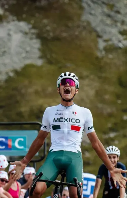 Siguen los pasos de Isaac Del Toro: dos mexicanos van por el “Tour de Francia” de los jóvenes