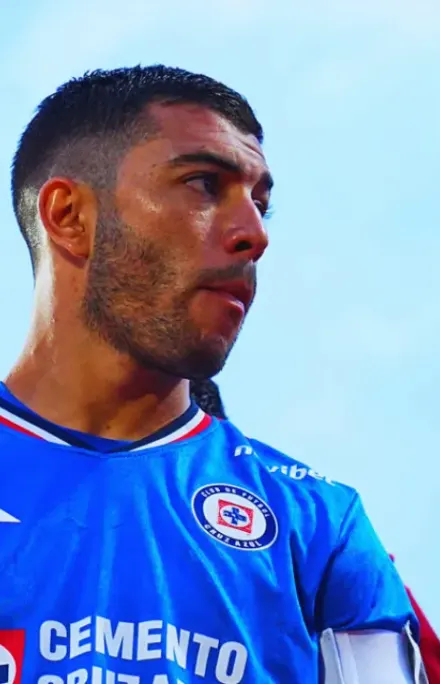 Erik Lira falta por segundo partido consecutivo con Cruz Azul tras frustrarse su pase al Mónaco