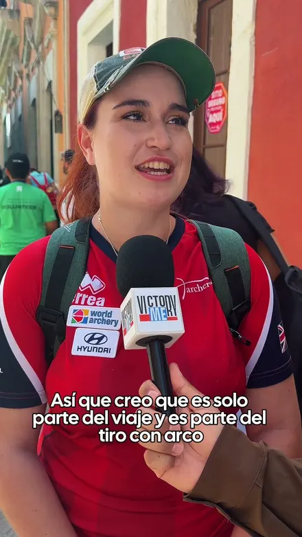 La británica Ella Gibson le envío palabras especiales al arquero mexicano Sebastián García su pareja